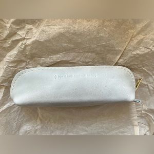 Portland Leather Goods small Beluga sidekick